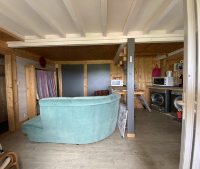 METABIEF: CHALET  PAGOTIN AVEC GARAGE.