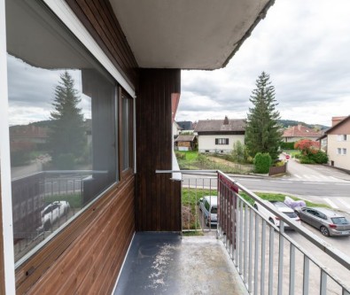 PONTARLIER - PROCHE CENTRE VILLE - T3 - BALCON - GARAGE - CA